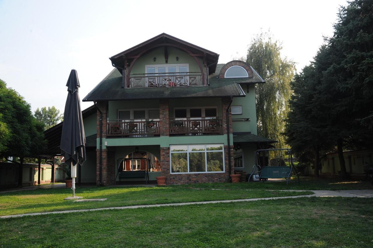 Vila Odmor Na Dunavu Beocin Exterior photo